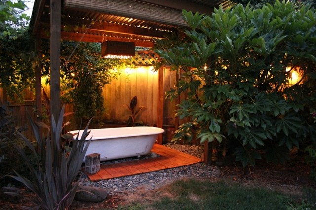 garden bathroom deco