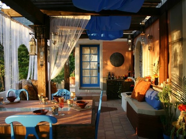 deco style moroccan orange blue