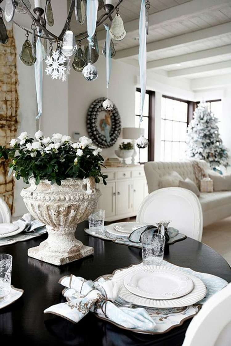 deco miza božično bela