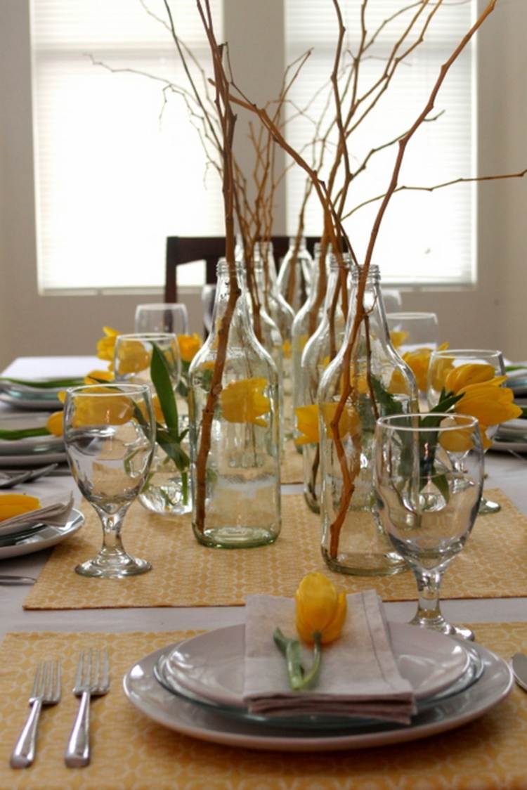 deco table autumn yellow flowers