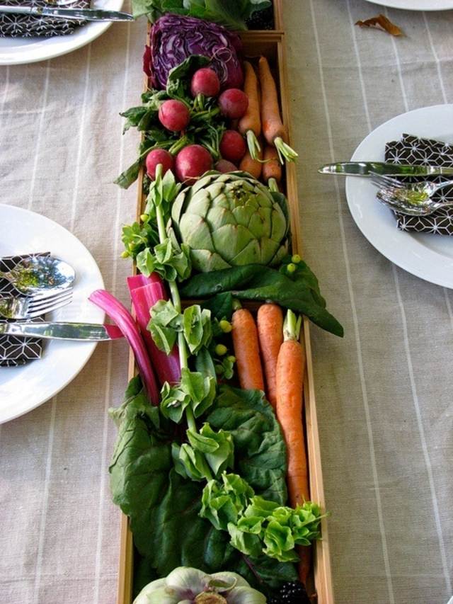 idea decoration of table vegetables fruits plate