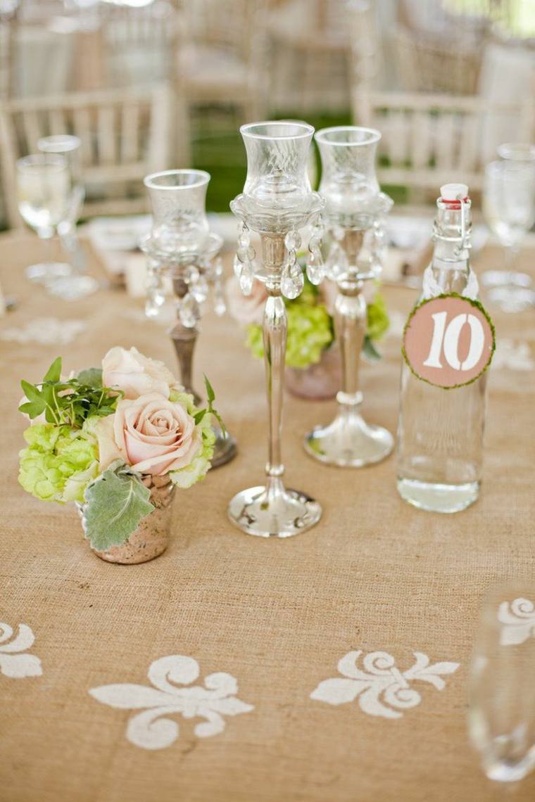 retro wedding table decoration