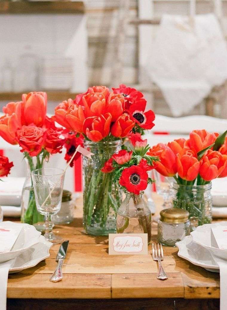 deco-table-marriage-red-and-white tulip flowers-champetre