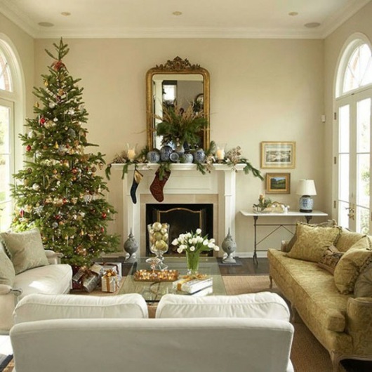 Christmas decoration traditional living room