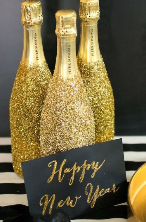 golden bottles decoration