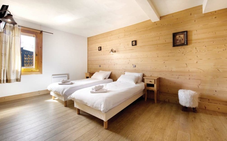 decoration chalet double bed room