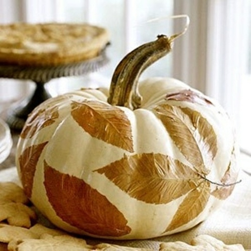 pumpkin decoration dry leaves