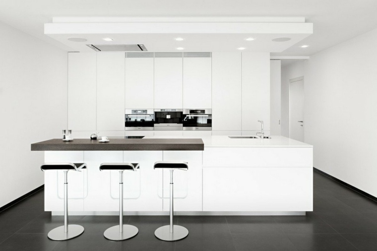 white modern kitchen decoration