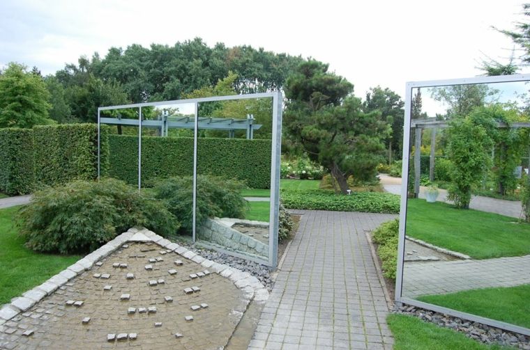 outside deco idea garden mirrors