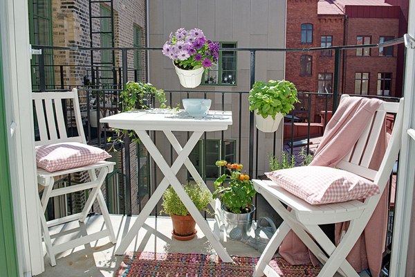 exterior decoration small cozy balcony