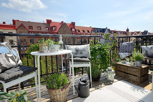 outdoor decoration small balcony