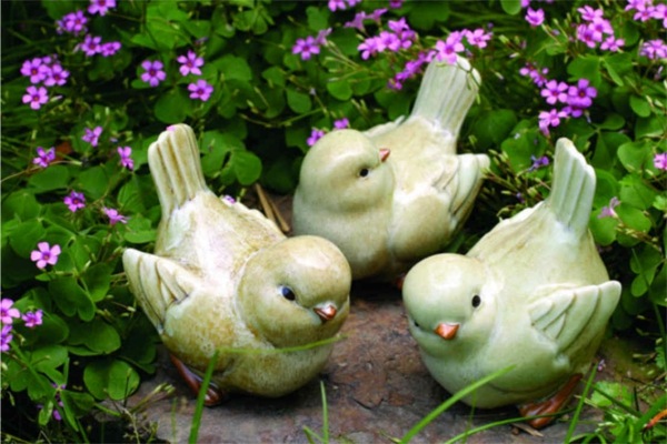 outdoor decoration of garden figurines