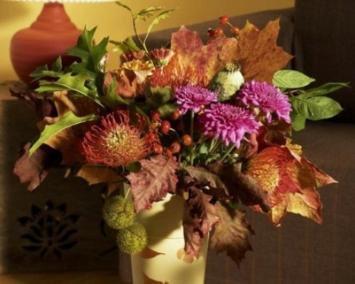 decoration flowers dry leaves