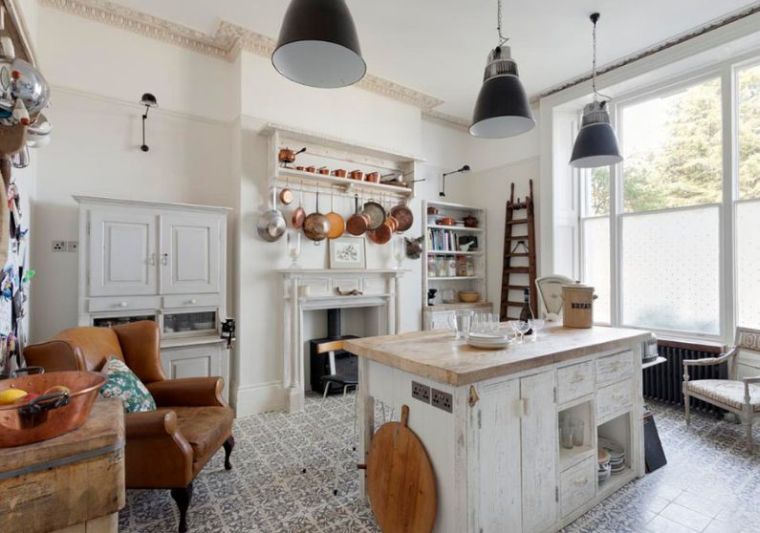 hiasan rumah lusuh-chic-kitchen-island-central