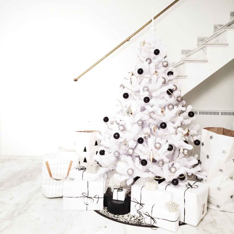 Jul dekorasjon tilbehør hvit og svart gran