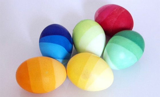 decoration eggs bright colors