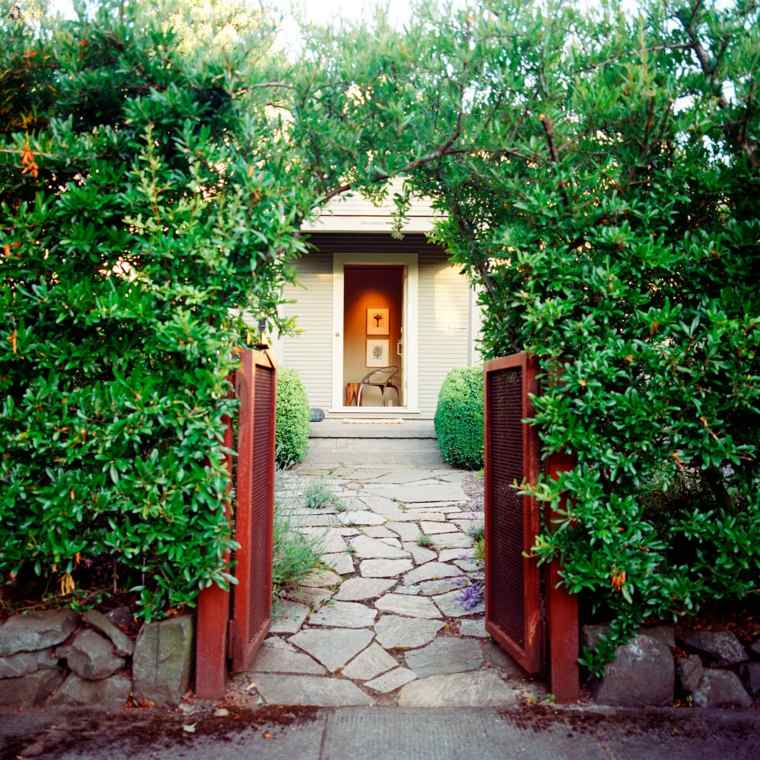 modern garden door decoration