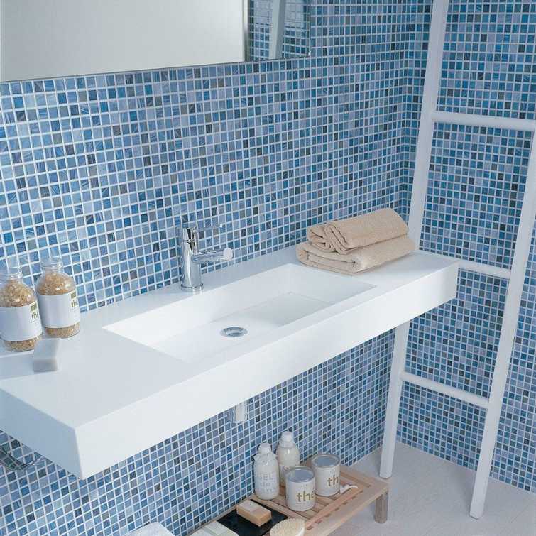 bathroom tile-blue decoration