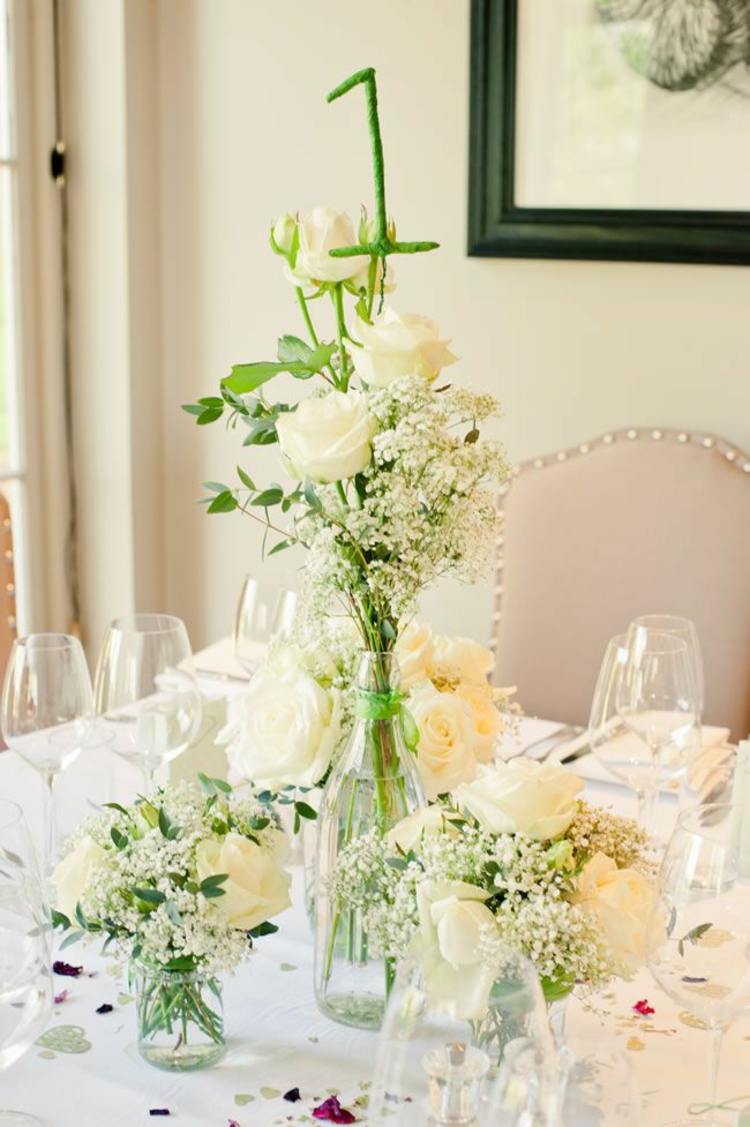 decoration wedding room fresh flowers