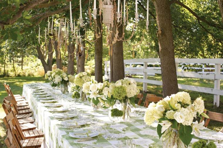 d tabeller'anniversaire décoration élégante pour fête jardin