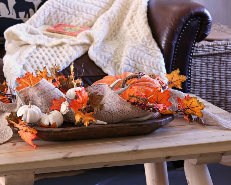 seasons and deco coffee table autumn