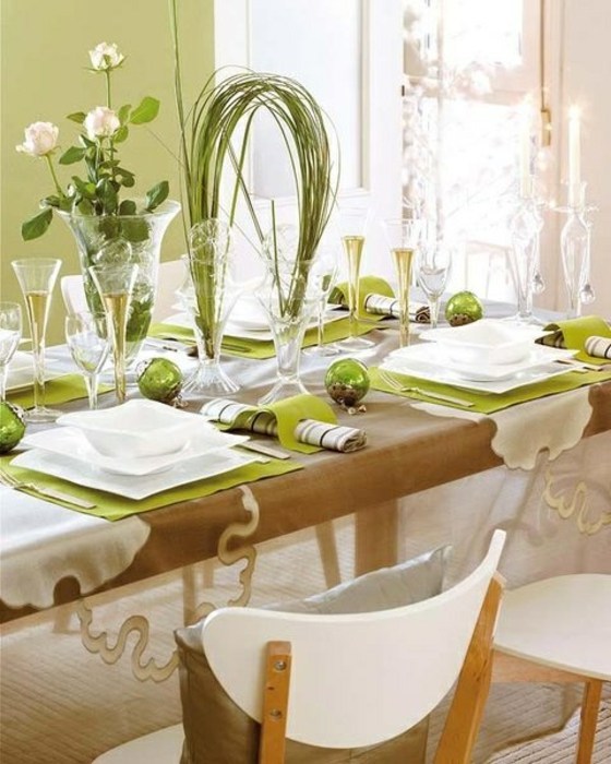 green flowers table decoration