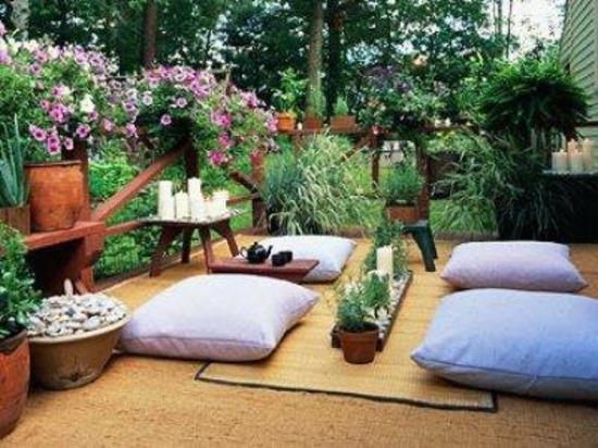 decoration terrace wood cushions