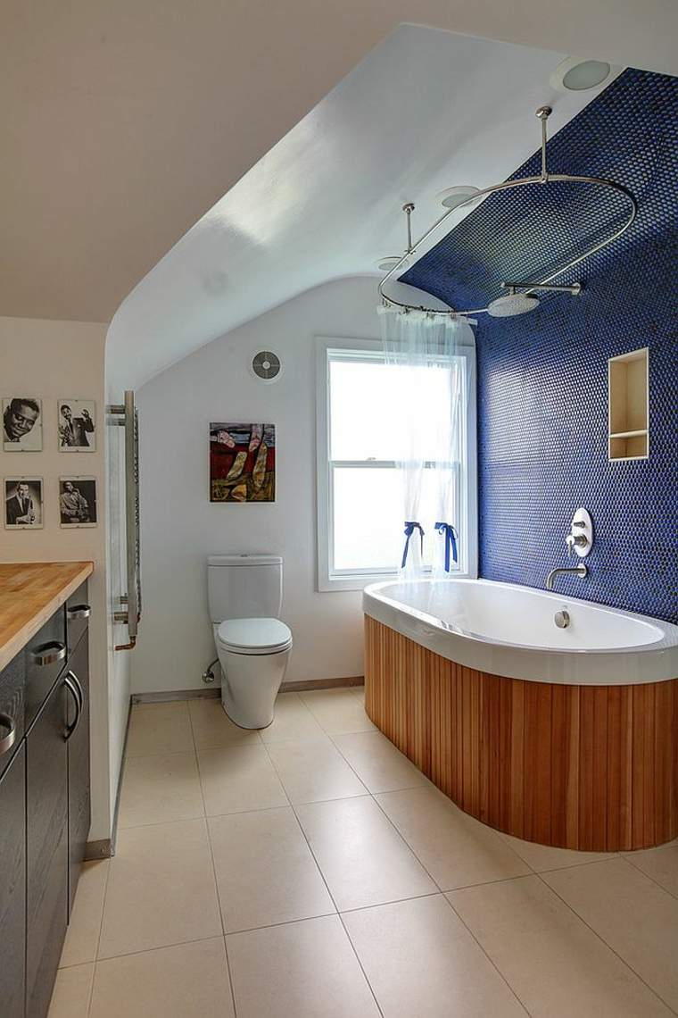 menghias bilik mandi idea jubin kayu jubin bingkai komposisi tandas biru