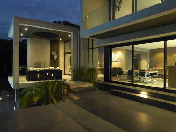 contemporary veranda decoration idea