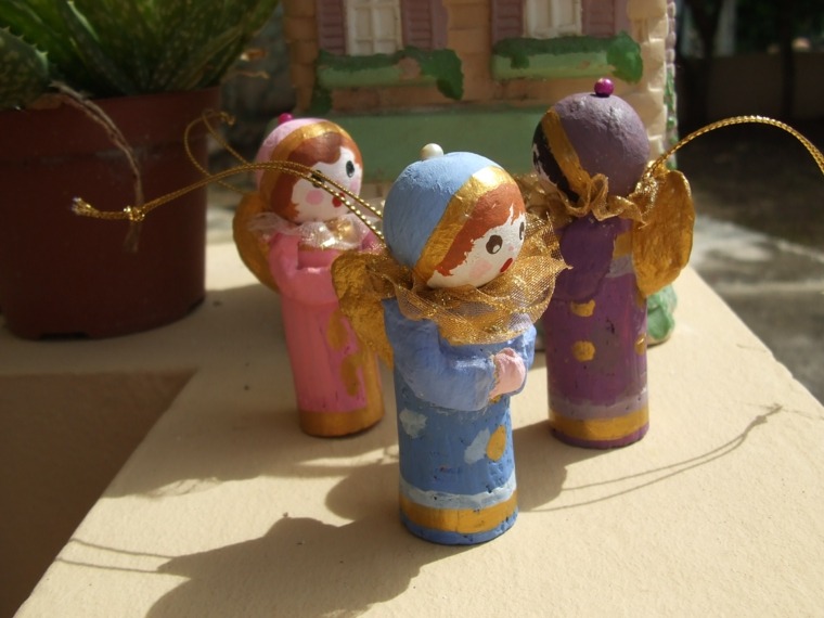 Christmas decorations to make oneself figurines