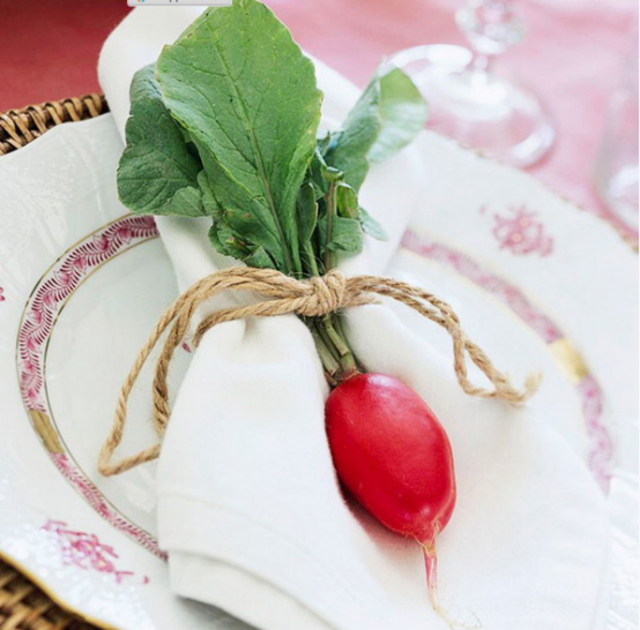 idea decorate plate white napkin radish