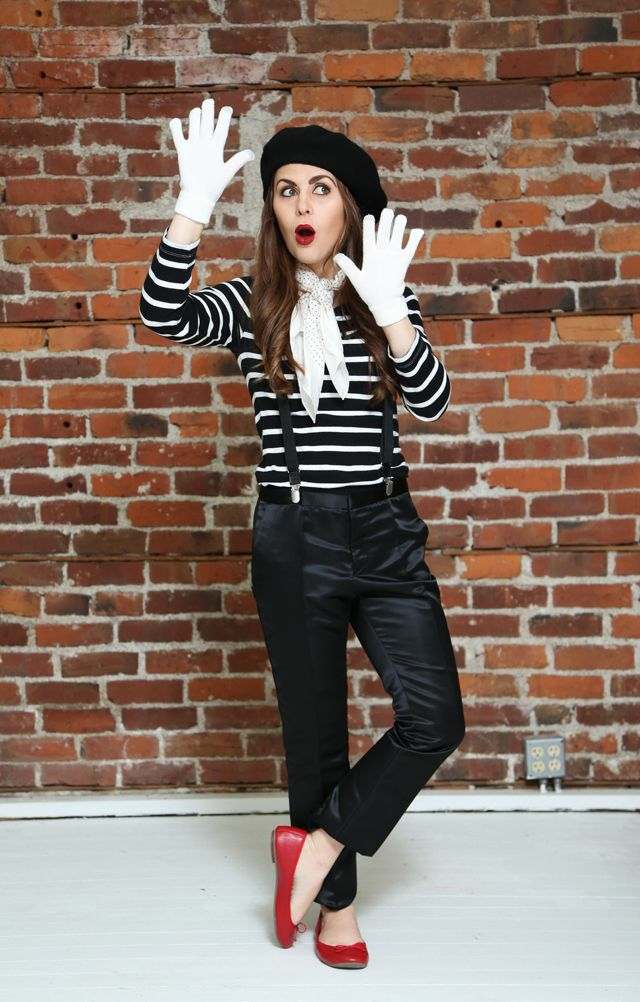 förklara kvinnliga halloween idé original mime