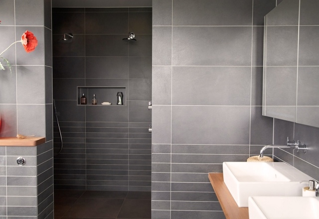 two shower-bath built-Italian-dining