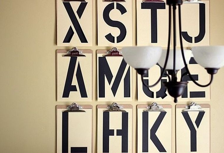 diy wall deco poster black and white letters to make model