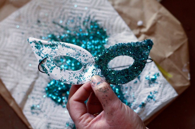 halloween mask diy idea woman disguise