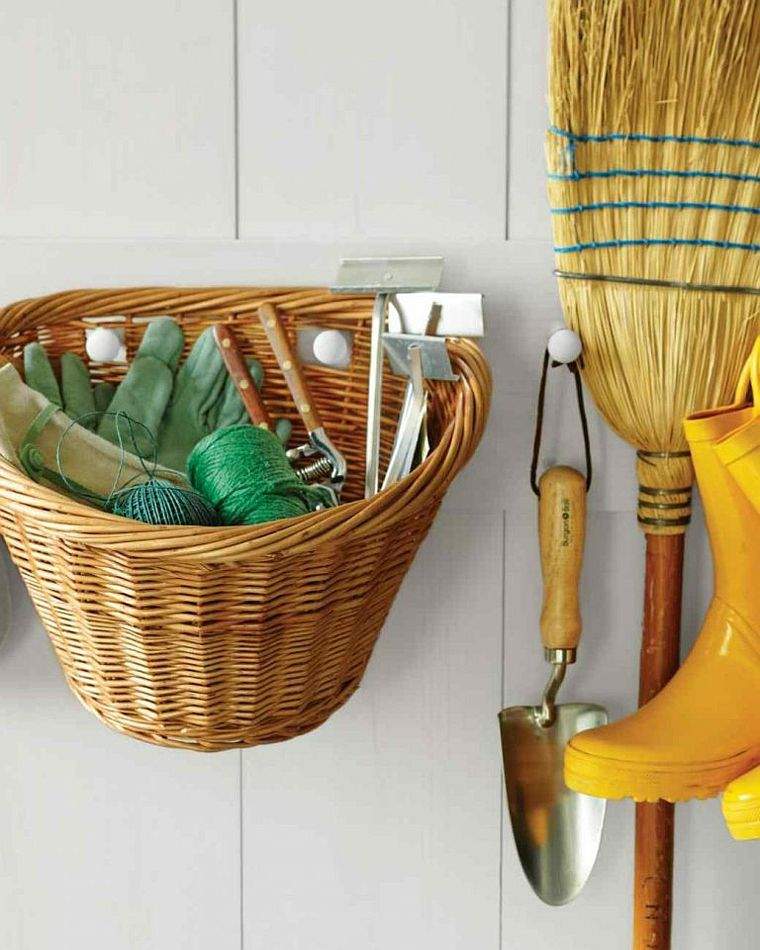 diy storage garden tools basket-wall