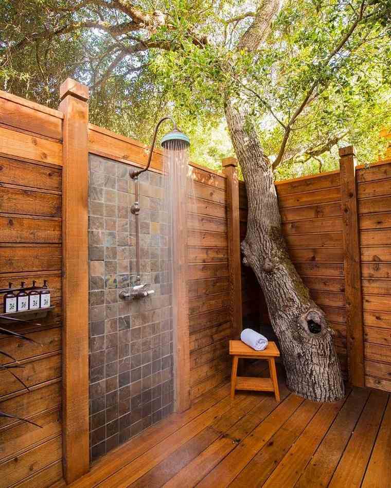 shower-outdoor-garden-calistoga ranch