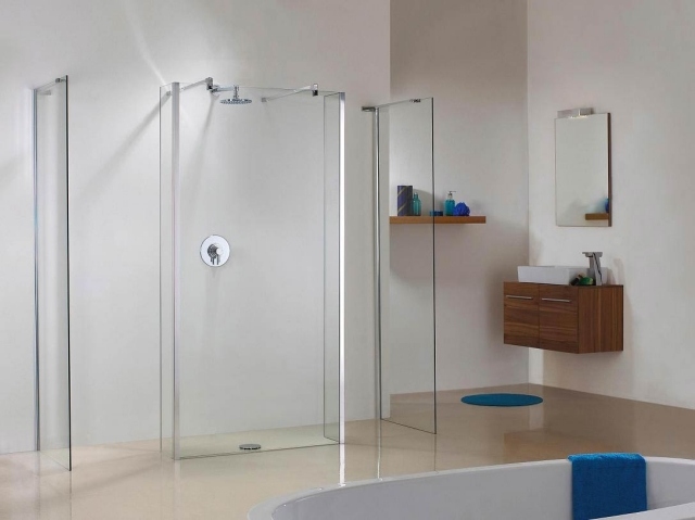 Italian-built shower-room bath