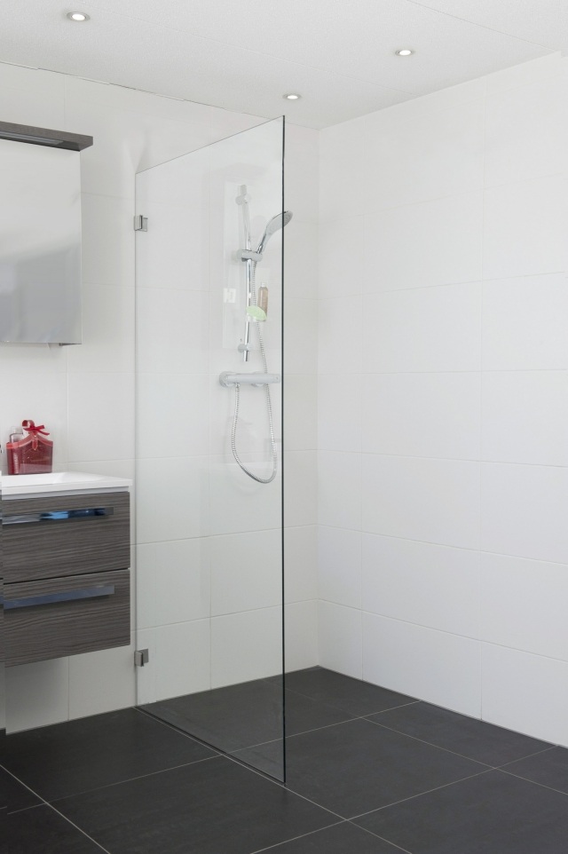 Italian shower-wall-glass-modern