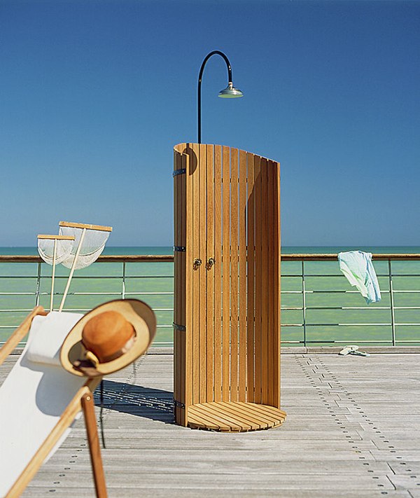 Outdoor shower wood sea