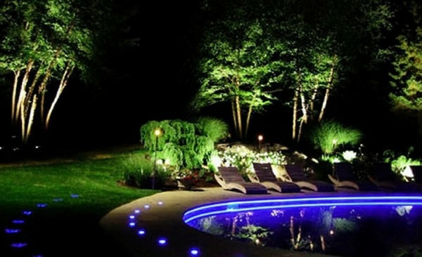 modern outdoor pool lighting