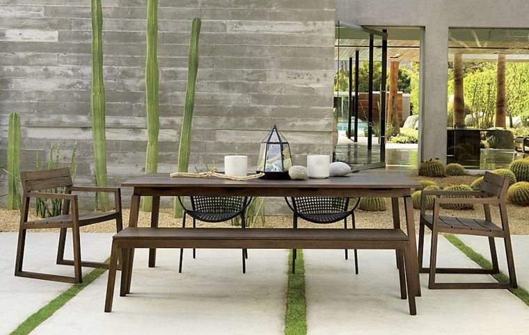 outdoor dining set of meals