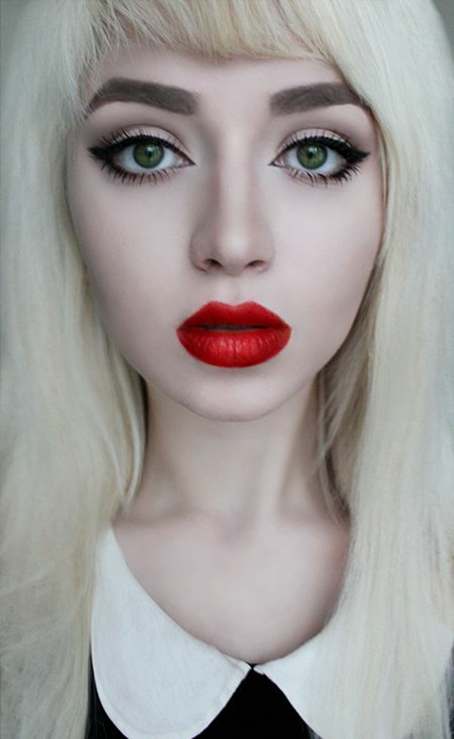 makeup green eyes eye liner idea makeup vintage lipstick