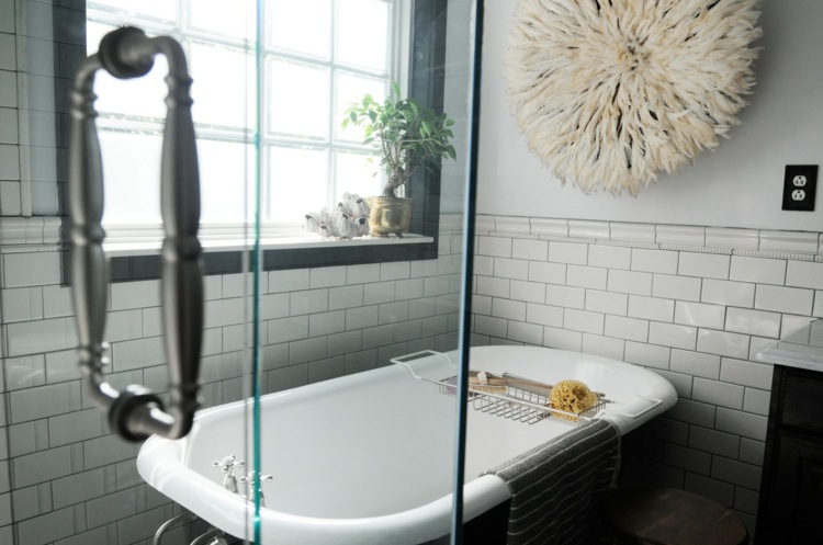 faience white bathroom retro style