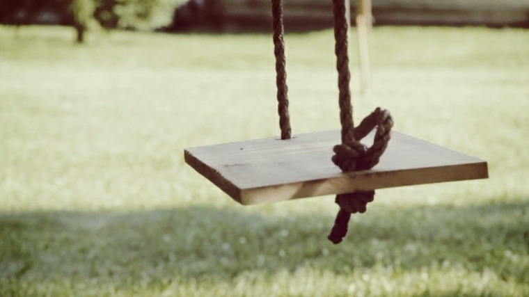 small swing child wood brico idea diy