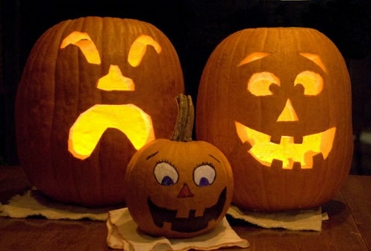 pumpkin family Halloween decoration