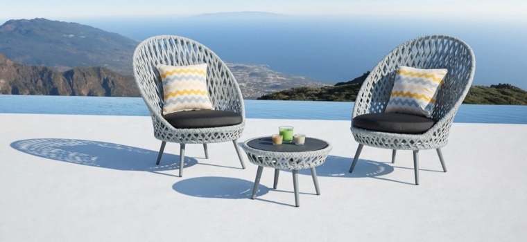 outdoor garden lounge chair