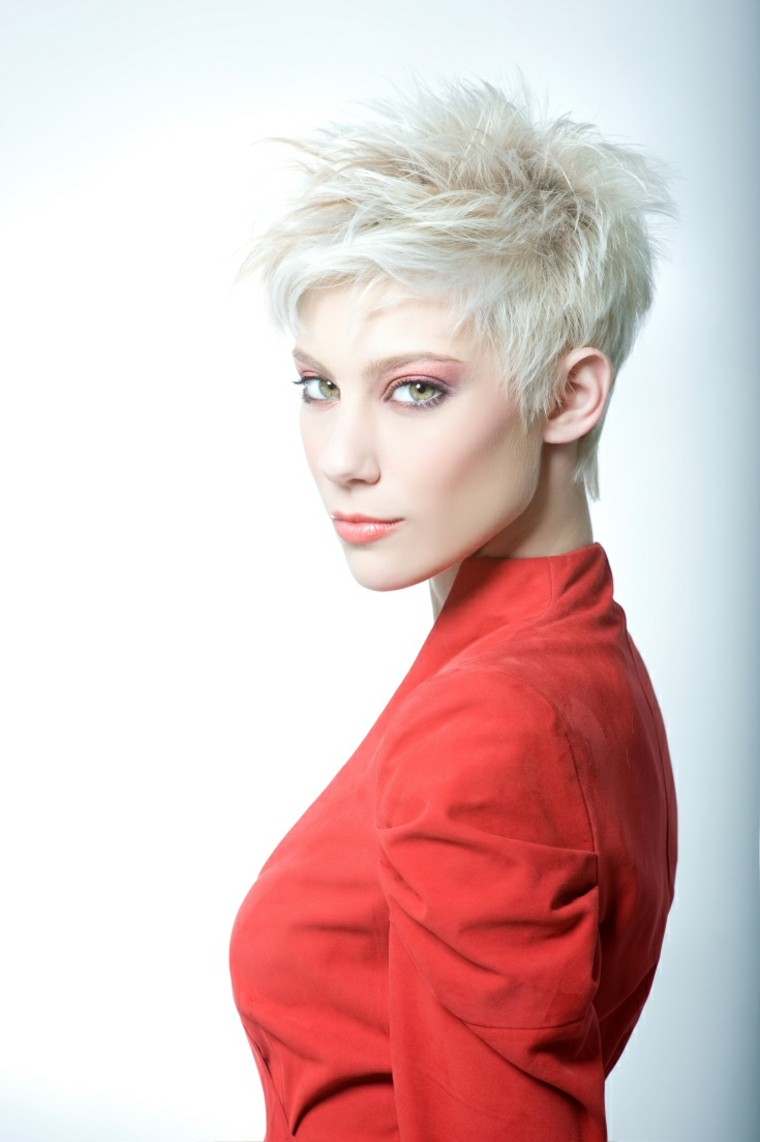 cut short woman short cut trend woman idea modern blond hair