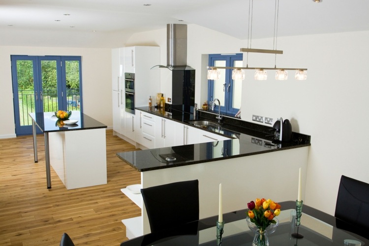 feng shui kitchen white black