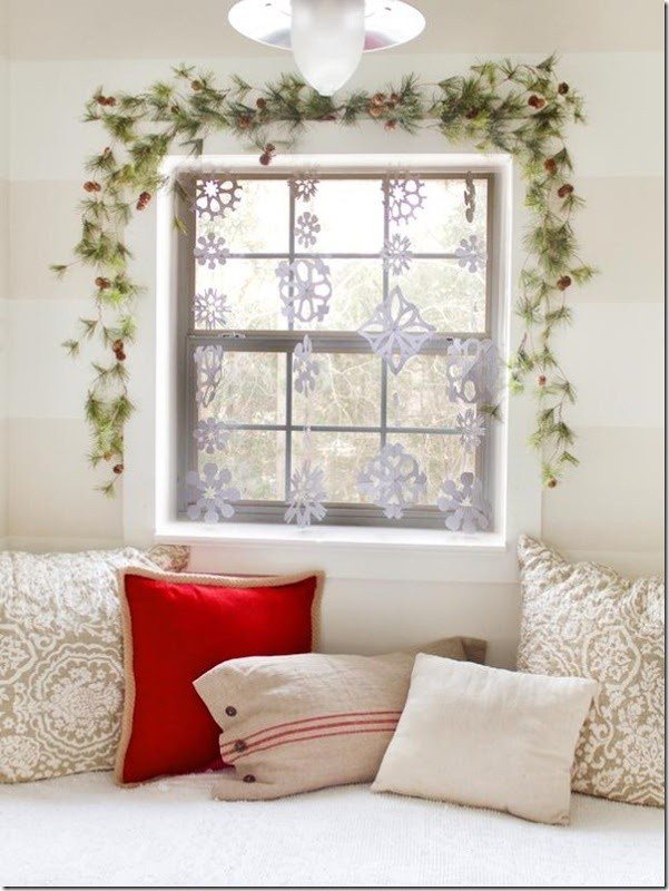 snowflakes-paper-DIY-garlands-window-cushions-patterns-snowflakes snowflakes DIY